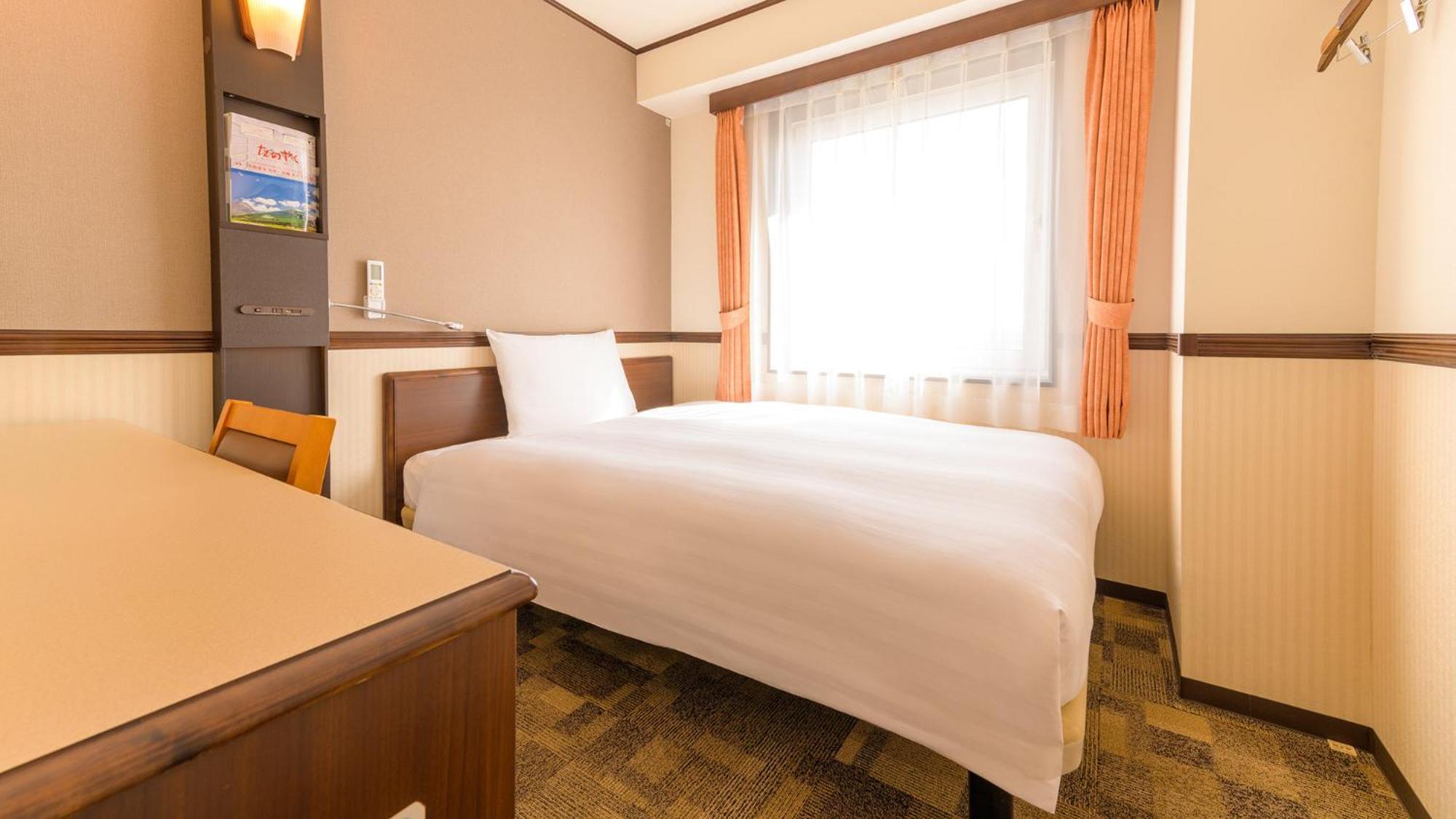 Toyoko Inn Hikone Eki Higashi Guchi Exterior photo