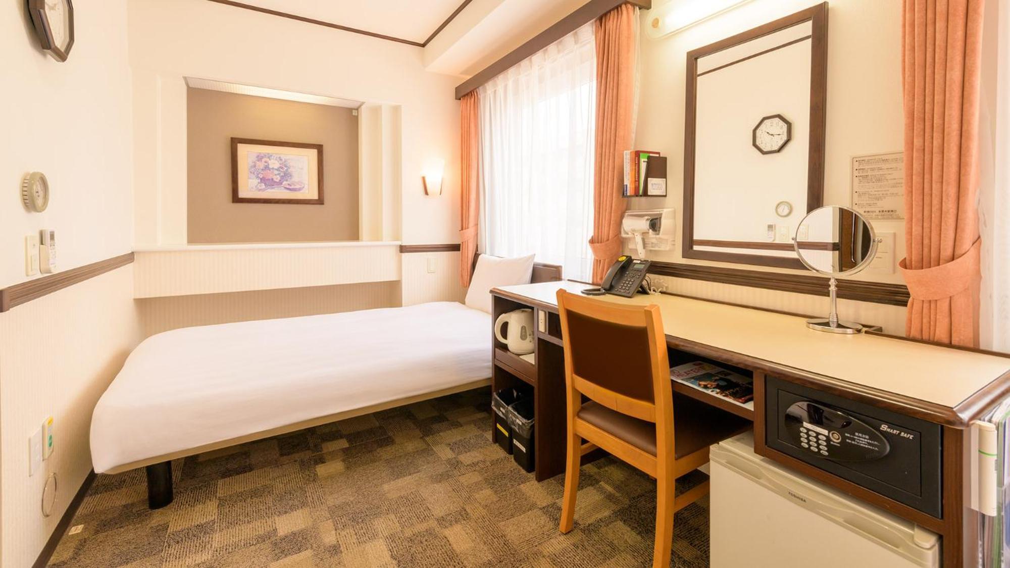 Toyoko Inn Hikone Eki Higashi Guchi Room photo