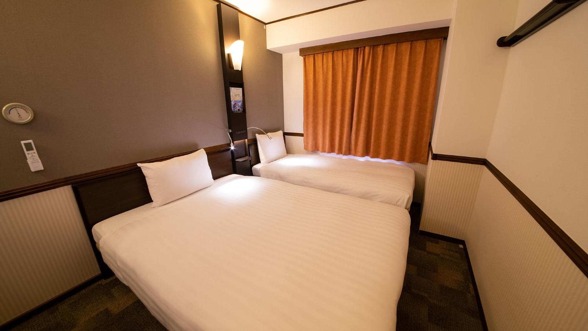 Toyoko Inn Hikone Eki Higashi Guchi Exterior photo
