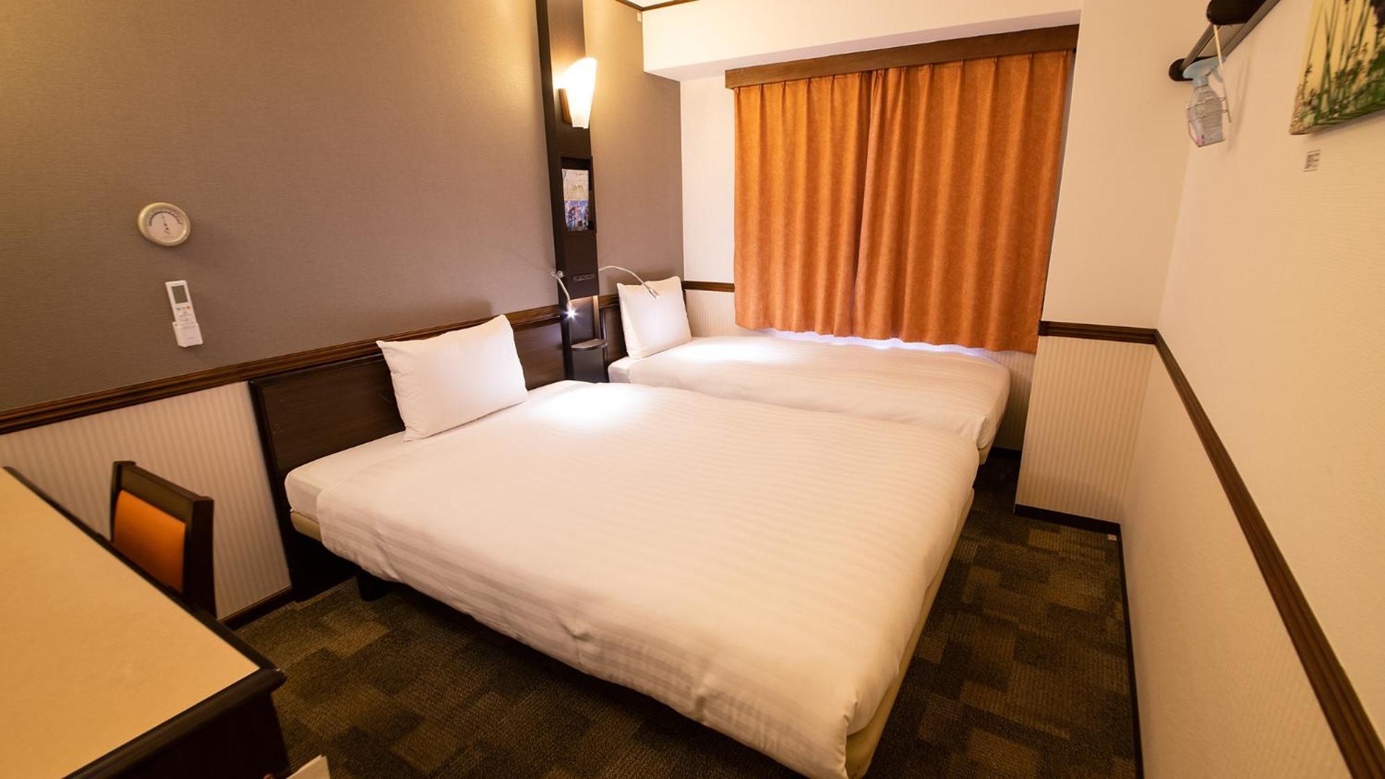 Toyoko Inn Hikone Eki Higashi Guchi Room photo