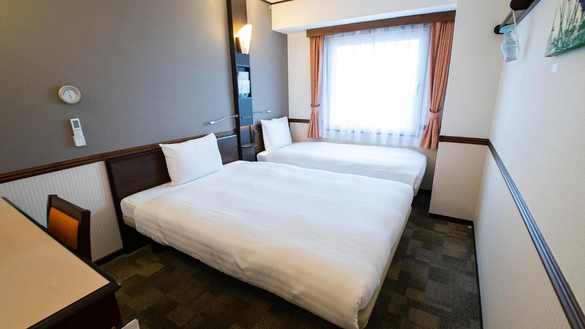 Toyoko Inn Hikone Eki Higashi Guchi Exterior photo